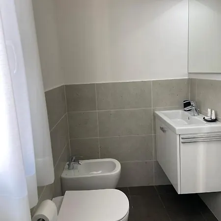 Πανσιόν Damaro 4*