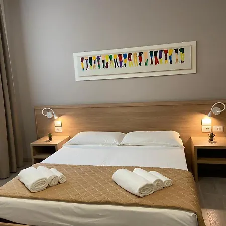 Damaro Guest house *